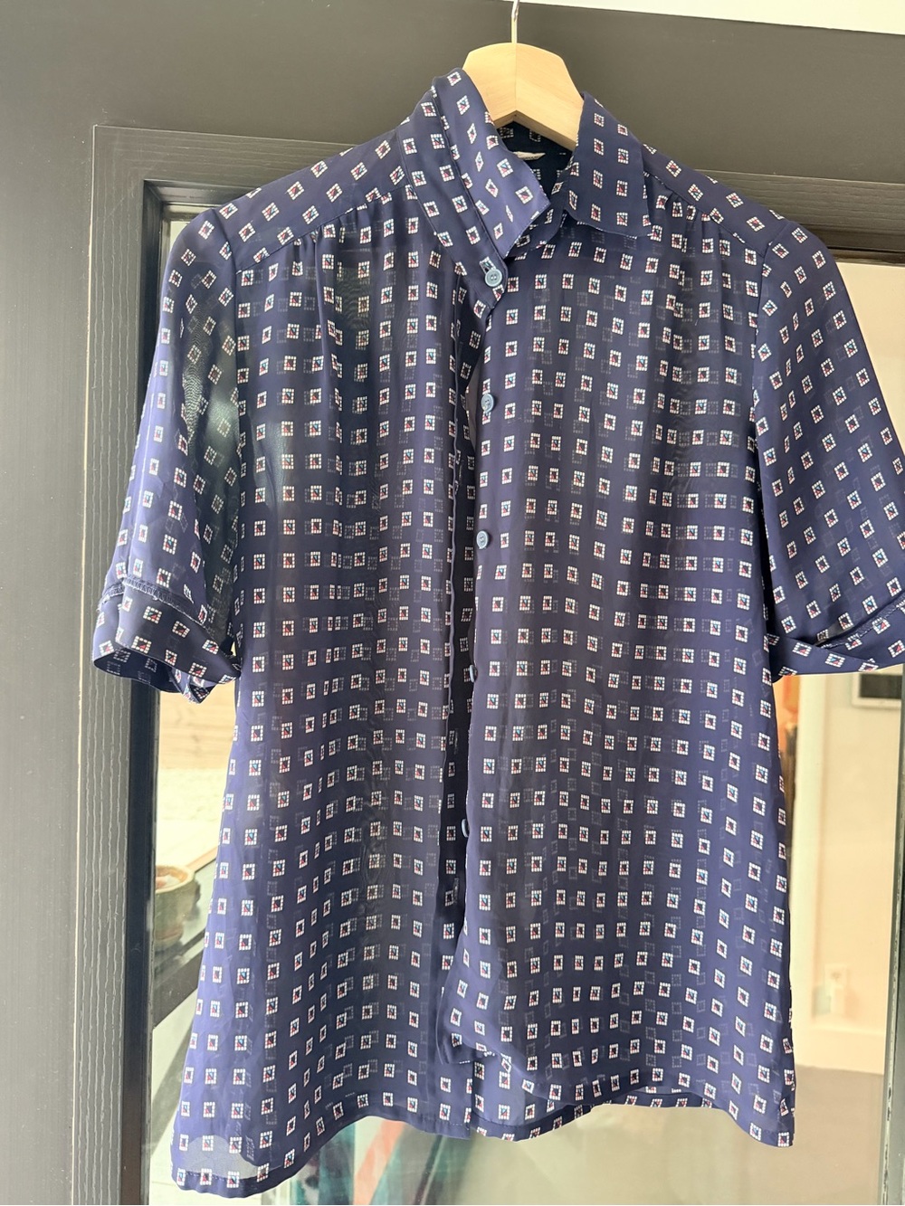 Women’s VINTAGE Navy Short-Sleeve Geometric Print Shirt